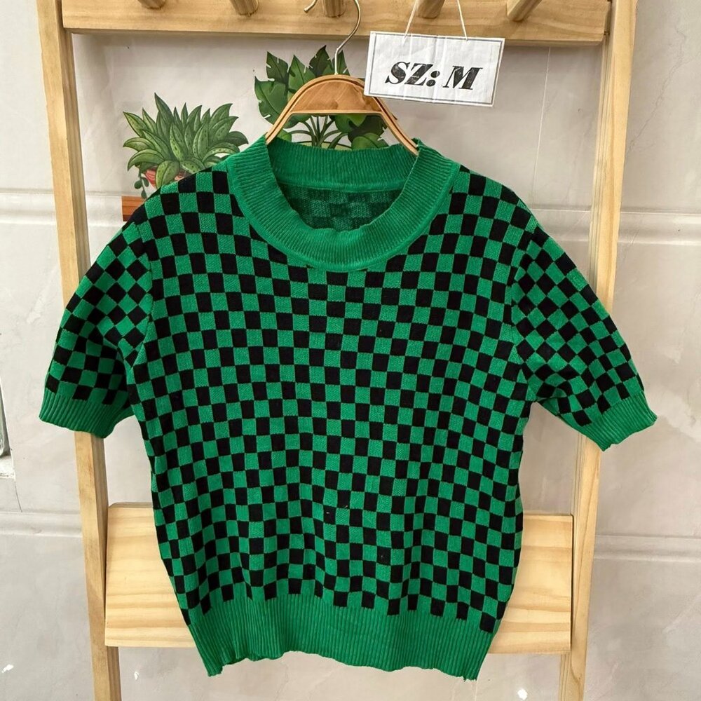 Green Black Checkered Knit Short Sleeve Top 🖤💚